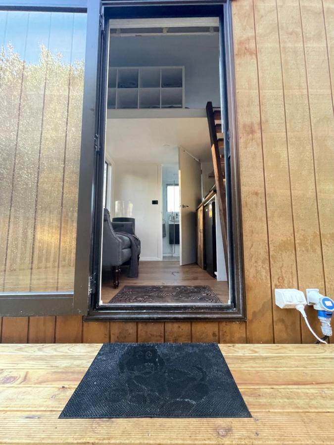 Tiny House In The Bush - A Minute From Town Centre Ruapehu Unique Stays Raetihi المظهر الخارجي الصورة
